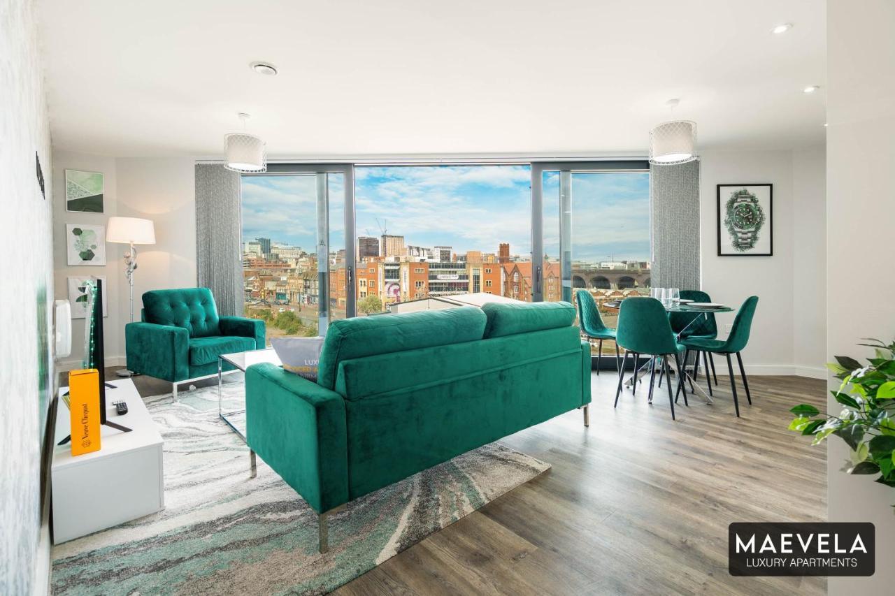 Maevela Apartments - Luxury Top Floor Penthouse - With Parking - 2 Bedroom New Build Apartment ✪ City Centre, Digbeth ✓ With Huge Patio Sliding Doors - City View - Rooftop Terrace - Ps4 & Smart Tv'S Birmingham Buitenkant foto