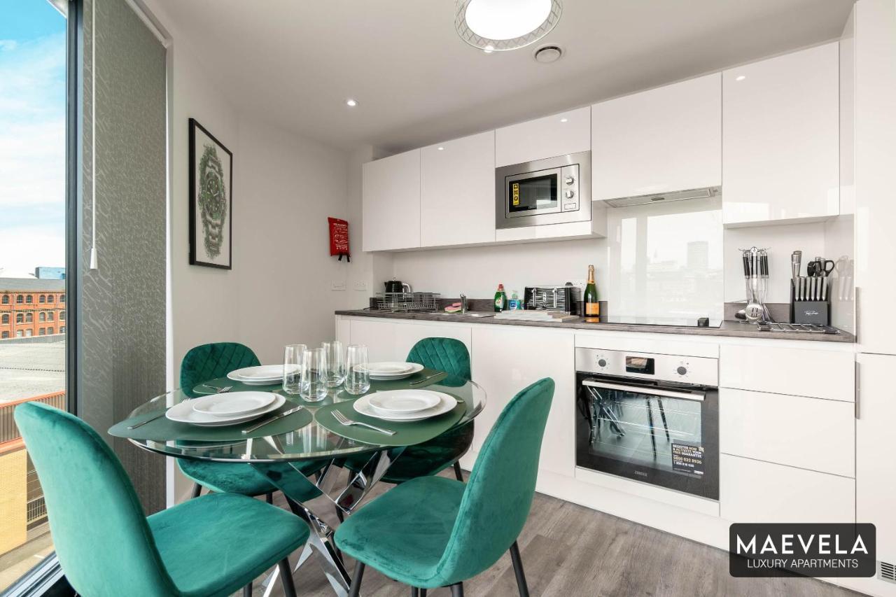 Maevela Apartments - Luxury Top Floor Penthouse - With Parking - 2 Bedroom New Build Apartment ✪ City Centre, Digbeth ✓ With Huge Patio Sliding Doors - City View - Rooftop Terrace - Ps4 & Smart Tv'S Birmingham Buitenkant foto